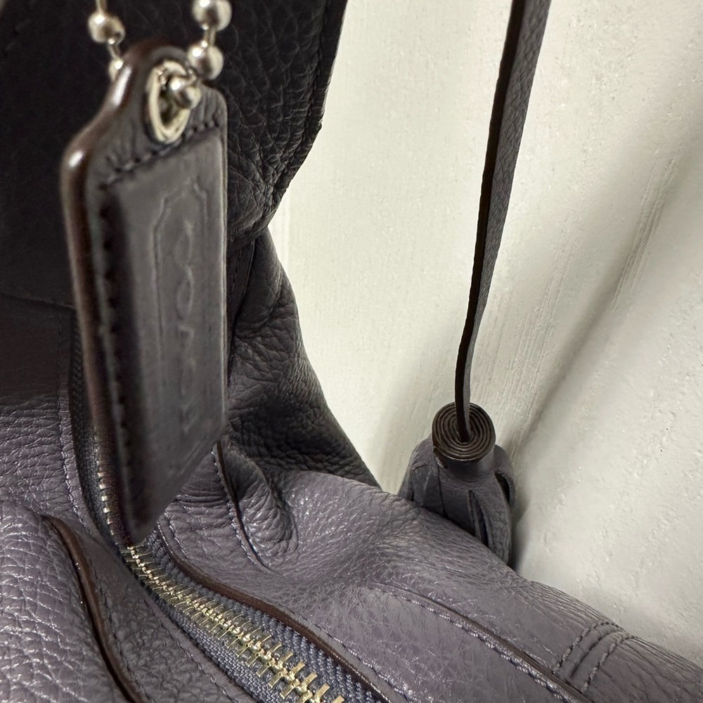 Coach Avery Leather Hobo Bag Gray - Picture 6 of 13
